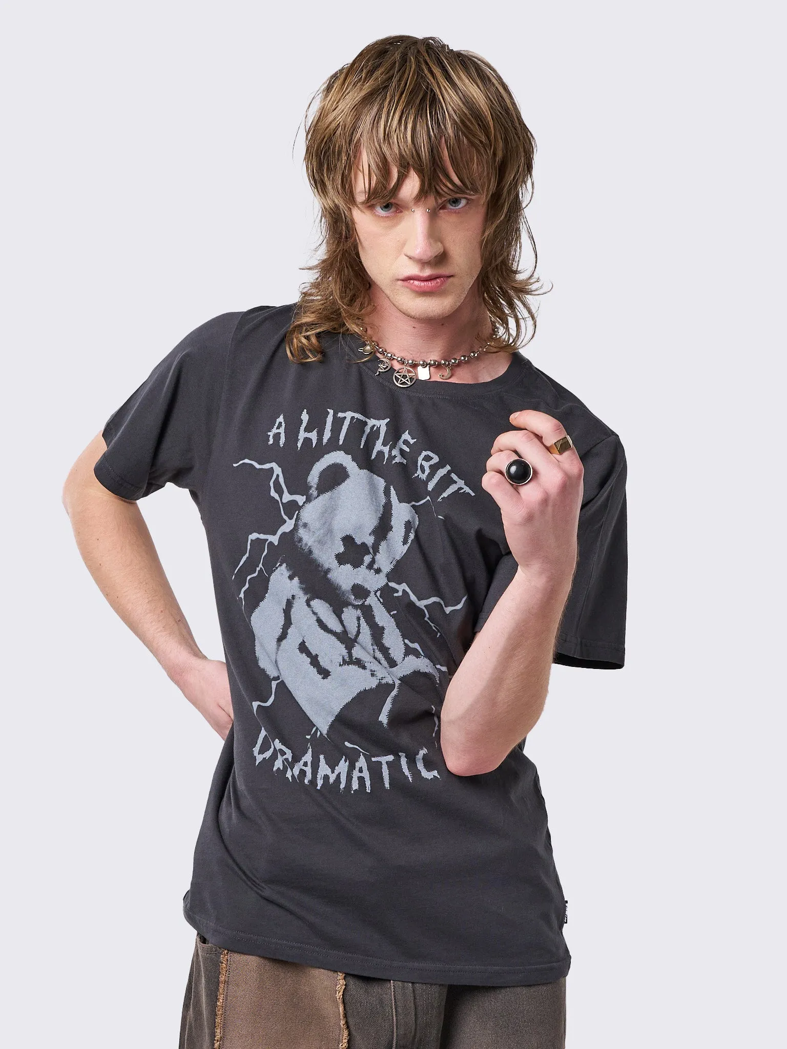 Dramatic Teddy Graphic T-shirt