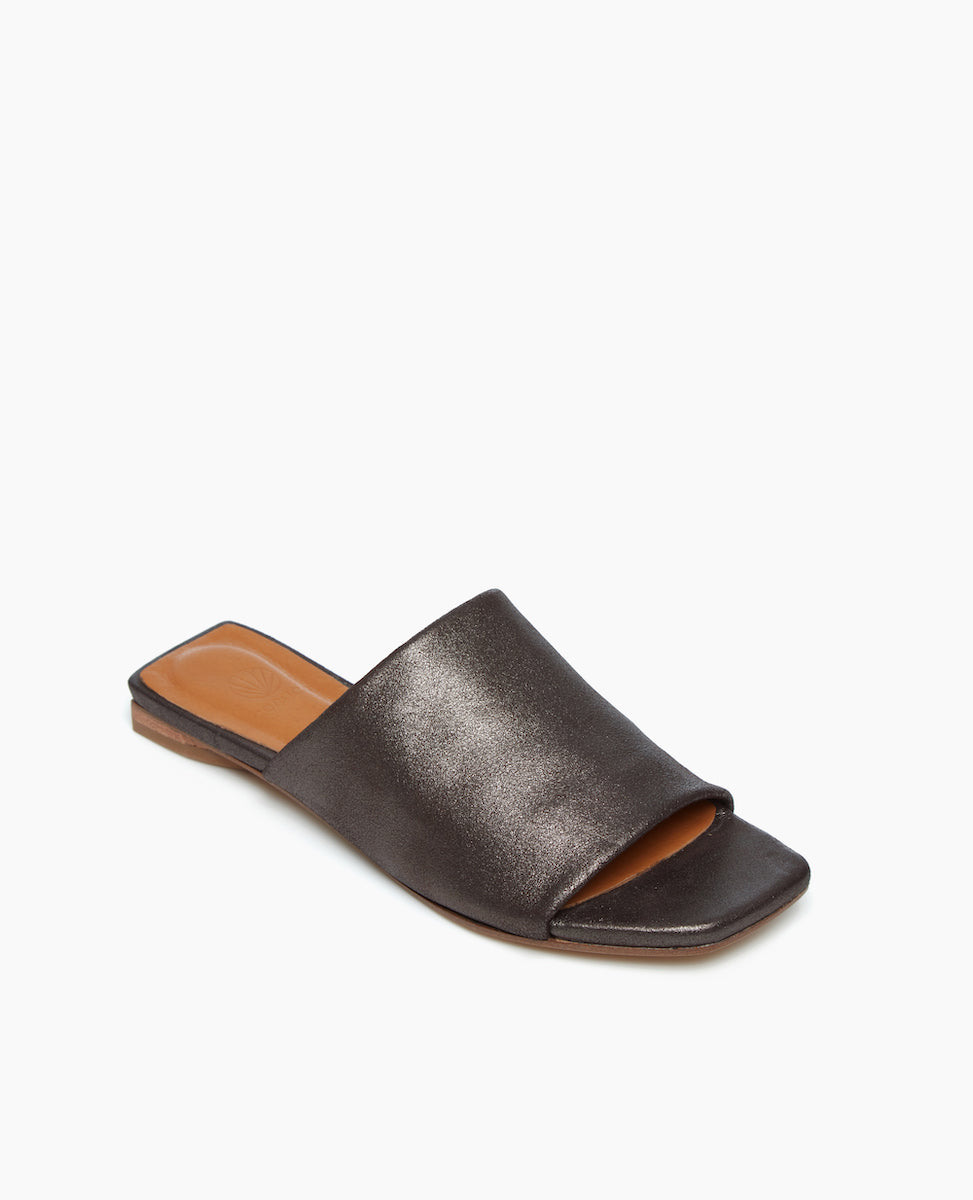 Ferhana Sandal