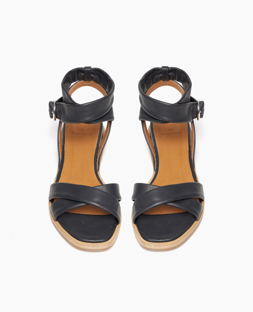 Katriane Sandal