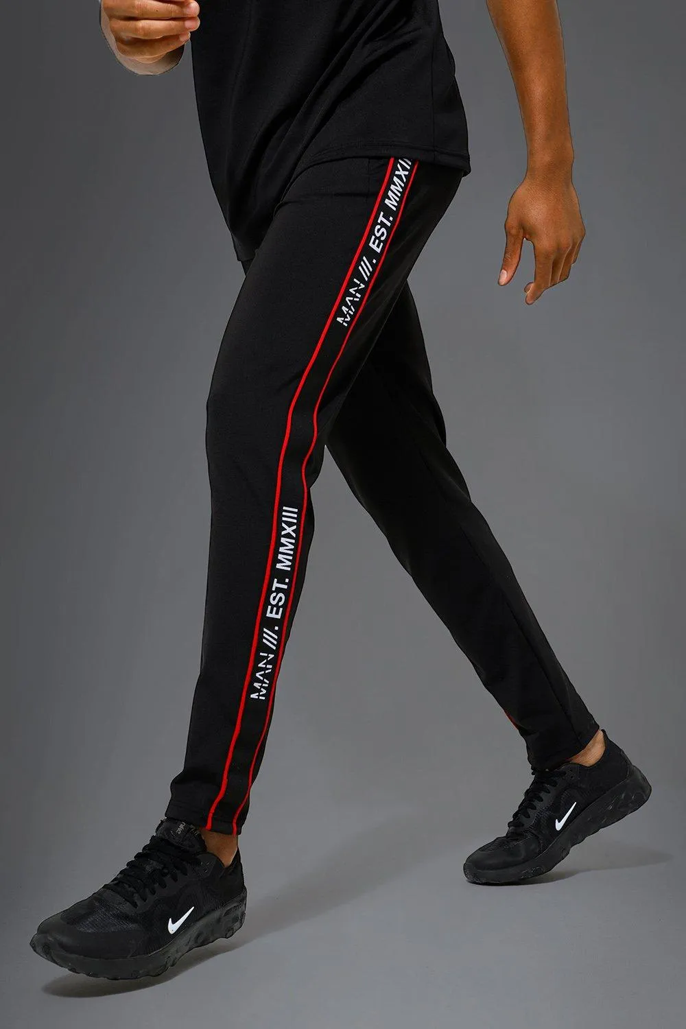 Man Active Gym Performance Stripe Track Pant | boohooMAN UK