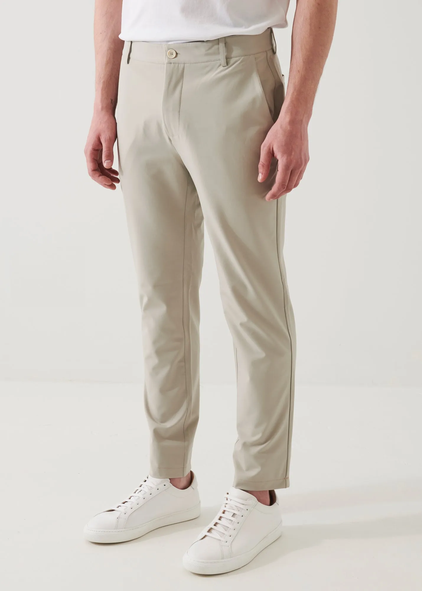 NUCLEO NYLON STRETCH CHINO PANT