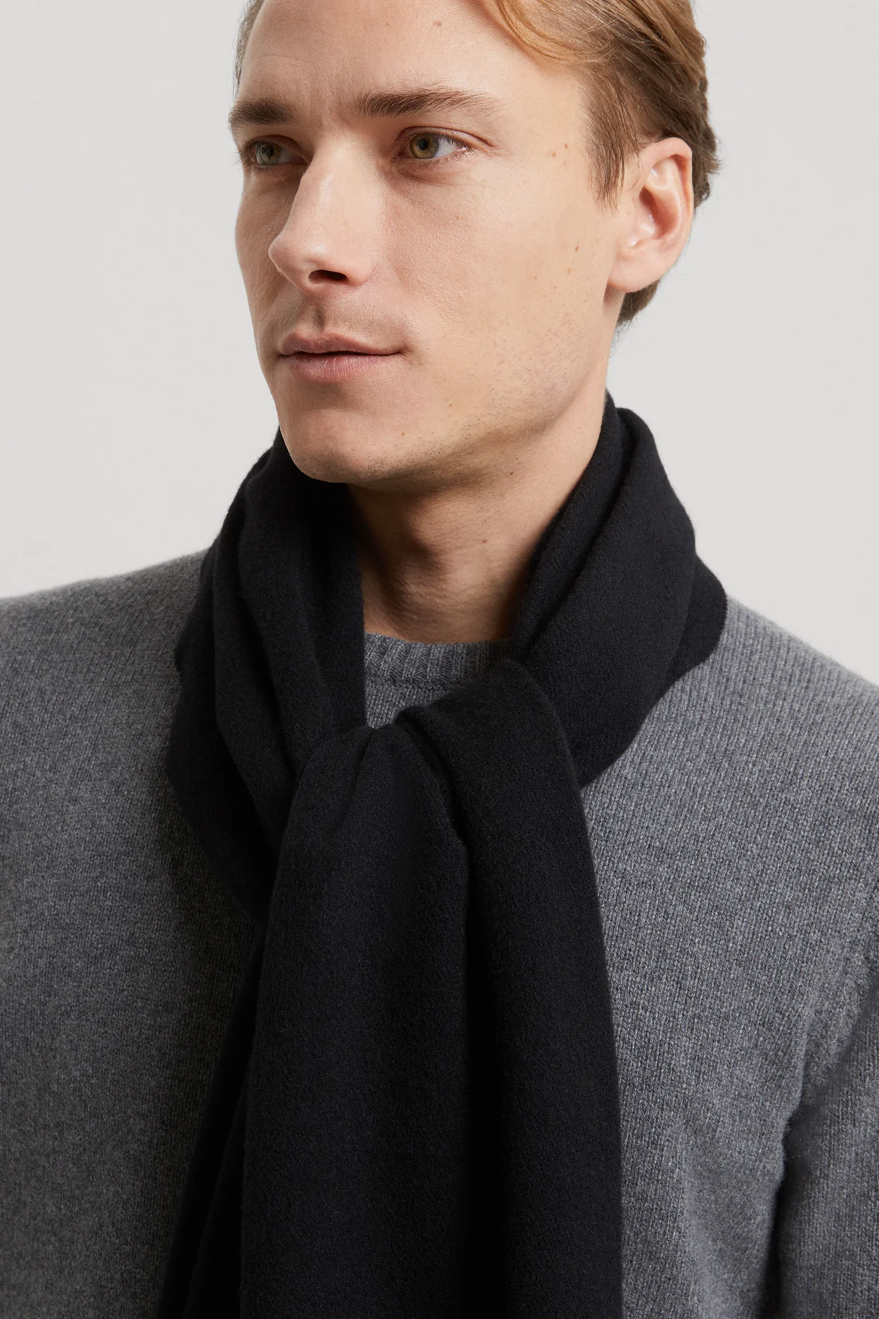 The Cashmere Wool Scarf