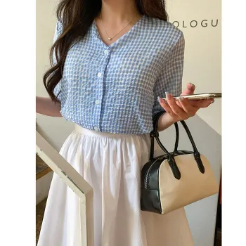 Trendywhere V-Neck Check Puff Sleeve Top